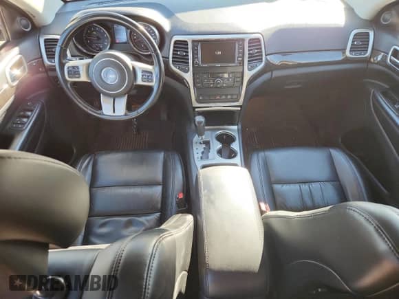 2011 Jeep Grand Cherokee Laredo с VIN 1J4RR4GG4BC537831, выставлен на аукционе Copart как лот 90458005 с пробегом 322 580 миль миль и Списание • Salvage title. История ставок и продаж доступна на DreamBid. Изображение 8.