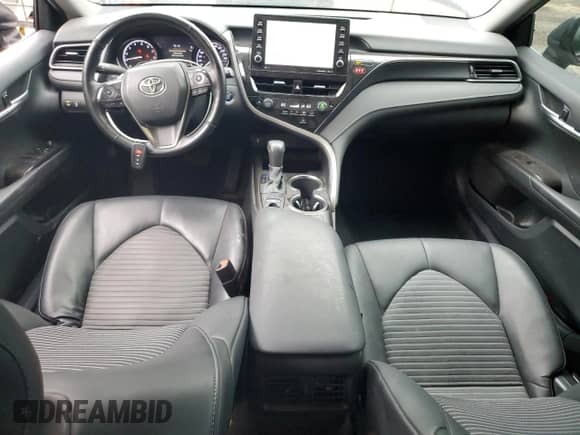 2023 Toyota Camry SE with VIN 4T1S11BK4PU104550, listed as a Copart auction lot 84636145 with 113,783 mi miles and Salvage title. Bid and sale history available at DreamBid. Image 8.