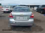 2008 Chevrolet Aveo LT z VIN KL1TG56678B069082, wystawiony jako IAAI lot #42314421 z przebiegiem 164 296 mil mil oraz . Historia ofert i sprzedaży dostępna na DreamBid. Obrazek 16.