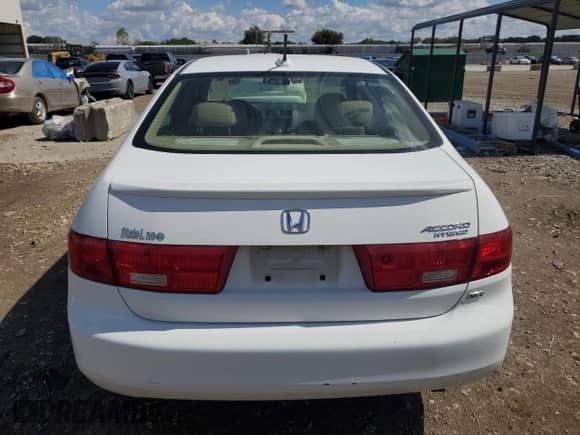 2005 Honda Accord with VIN JHMCN36455C014703, listed as a Copart auction lot 80305425 with 275,980 mi miles and Clean title. Bid and sale history available at DreamBid. Image 6.