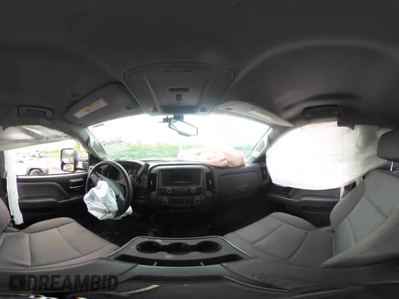 2015 Chevrolet Silverado 2500HD Work Truck z VIN 1GC1KUEG5FF607254, wystawiony jako IAAI lot #42287674 z przebiegiem 105 845 mil mil oraz . Historia ofert i sprzedaży dostępna na DreamBid. Obrazek 19.