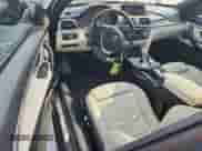 2018 BMW 4 Series 430i xDrive z VIN WBA4W5C5XJAA49884, wystawiony jako Copart lot #81122585 z przebiegiem 74 228 mil mil oraz Szkoda całkowita • Salvage title. Historia ofert i sprzedaży dostępna na DreamBid. Obrazek 8.