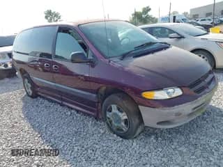 1999 Dodge Caravan SE with VIN 1B4GP44G7XB599127, listed as a IAAI auction lot 43212548 with Not provided miles and . Bid and sale history available at DreamBid. Image 1.