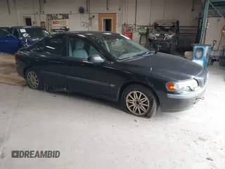 2004 Volvo S60 с VIN YV1RS61T842326923, выставлен на аукционе IAAI как лот 42652902 с пробегом 183 511 миль миль и . История ставок и продаж доступна на DreamBid. Изображение 1.