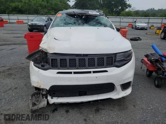 2021 Jeep Grand Cherokee Trackhawk z VIN 1C4RJFN9XMC822632, wystawiony jako Copart lot #63075795 z przebiegiem 12 474 mil mil oraz Szkoda całkowita • Salvage title. Historia ofert i sprzedaży dostępna na DreamBid. Obrazek 5.