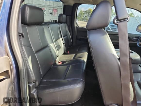 2009 GMC Sierra 1500 SLT с VIN 1GTEK39059Z275005, выставлен на аукционе Copart как лот 70263845 с пробегом 227 943 миль миль и Чистый • Clean title. История ставок и продаж доступна на DreamBid. Изображение 10.