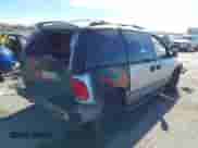 2000 Dodge Caravan with VIN 2B4GP2532YR588202, listed as a IAAI auction lot 40938704 with 295,644 mi miles and . Bid and sale history available at DreamBid. Image 4.