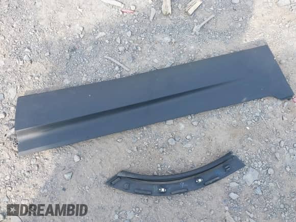 2016 Honda Pilot EX-L with VIN 5FNYF6H57GB015918, listed as a IAAI auction lot 43267717 with 155,812 mi miles and . Bid and sale history available at DreamBid. Image 12.