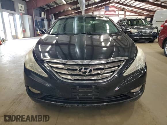 2012 Hyundai Sonata SE z VIN 5NPEC4AC3CH323432, wystawiony jako Copart lot #82731025 z przebiegiem 204 748 mil mil oraz Szkoda całkowita • Salvage title. Historia ofert i sprzedaży dostępna na DreamBid. Obrazek 5.