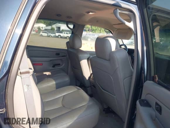 2004 Chevrolet Tahoe LT с VIN 1GNEK13ZX4J156974, выставлен на аукционе IAAI как лот 42788181 с пробегом 167 140 миль миль и . История ставок и продаж доступна на DreamBid. Изображение 8.