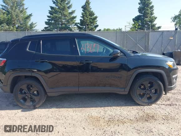 2018 Jeep Compass Latitude с VIN 3C4NJDBB0JT395357, выставлен на аукционе IAAI как лот 42724367 с пробегом 76 825 миль миль и . История ставок и продаж доступна на DreamBid. Изображение 13.