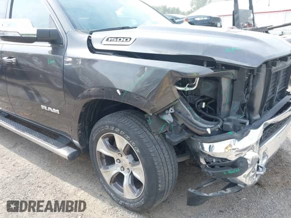 2021 Ram 1500 Laramie z VIN 1C6SRFJT3MN538900, wystawiony jako IAAI lot #42924937 z przebiegiem 28 946 mil mil oraz . Historia ofert i sprzedaży dostępna na DreamBid. Obrazek 21.