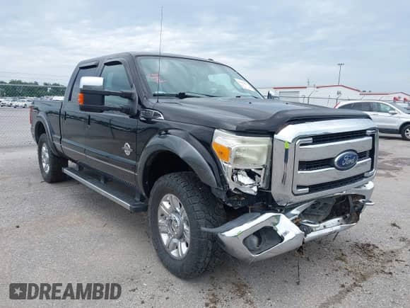 2016 Ford F-250 Lariat z VIN 1FT7W2BT3GEB66672, wystawiony jako IAAI lot #42201673 z przebiegiem 131 572 mil mil oraz . Historia ofert i sprzedaży dostępna na DreamBid. Obrazek 1.