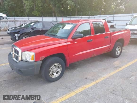 2006 Dodge Dakota ST with VIN 1D7HE28K16S505179, listed as a IAAI auction lot 42483353 with 103,862 mi miles and . Bid and sale history available at DreamBid. Image 2.