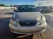 2005 Toyota Corolla LE z VIN 1NXBR32E55Z498393, wystawiony jako Copart lot #80367135 z przebiegiem 277 881 mil mil oraz Szkoda całkowita • Salvage title. Historia ofert i sprzedaży dostępna na DreamBid. Obrazek 5.