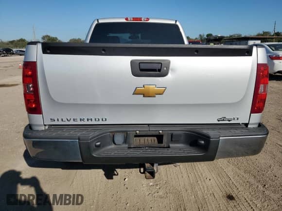 2013 Chevrolet Silverado 1500 LT z VIN 1GCRCSE06DZ106537, wystawiony jako Copart lot #86861125 z przebiegiem 118 938 mil mil oraz Szkoda całkowita • Salvage title. Historia ofert i sprzedaży dostępna na DreamBid. Obrazek 6.