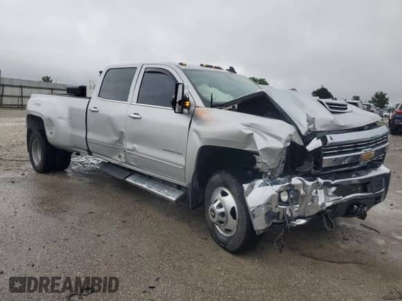 2019 Chevrolet Silverado 3500HD LTZ с VIN 1GC4KXCYXKF198611, выставлен на аукционе Copart как лот 66835485 с пробегом 124 274 миль миль и Списание • Salvage title. История ставок и продаж доступна на DreamBid. Изображение 4.