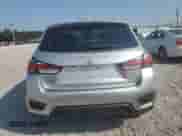 2020 Mitsubishi Outlander SE z VIN JA4AP4AU1LU023187, wystawiony jako Copart lot #80663525 z przebiegiem 49 390 mil mil oraz Szkoda całkowita • Salvage title. Historia ofert i sprzedaży dostępna na DreamBid. Obrazek 6.