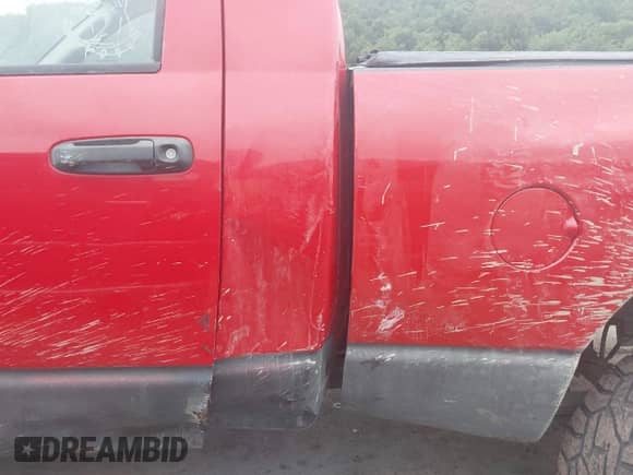 2004 Dodge 1500 ST z VIN 1D7HU16N14J195208, wystawiony jako IAAI lot #42975062 z przebiegiem 159 763 mil mil oraz . Historia ofert i sprzedaży dostępna na DreamBid. Obrazek 6.
