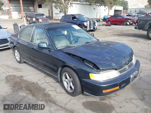 1997 Honda Accord EX with VIN 1HGCD5558VA027338, listed as a IAAI auction lot 43362805 with 234,286 mi miles and . Bid and sale history available at DreamBid. Image 1.