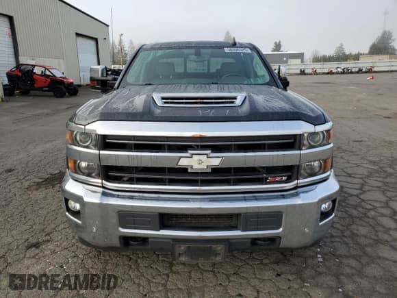2019 Chevrolet Silverado 3500HD LTZ с VIN 1GC4KXEY1KF187901, выставлен на аукционе Copart как лот 50306325 с пробегом 74 057 миль миль и Списание • Salvage title. История ставок и продаж доступна на DreamBid. Изображение 5.