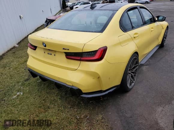 2022 BMW M3 с VIN WBS53AY01NFM30642, выставлен на аукционе Copart как лот 85710584 с пробегом Не указан миль и Списание • Salvage title. История ставок и продаж доступна на DreamBid. Изображение 3.