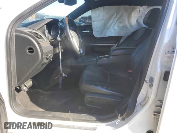 2012 Chrysler 300 C с VIN 2C3CCAKT7CH143419, выставлен на аукционе Copart как лот 46350825 с пробегом 130 839 миль миль и Списание • Salvage title. История ставок и продаж доступна на DreamBid. Изображение 7.