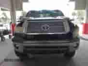 2013 Toyota Tundra Limited с VIN 5TFHW5F18DX271206, выставлен на аукционе IAAI как лот 42362300 с пробегом 266 453 миль миль и . История ставок и продаж доступна на DreamBid. Изображение 13.