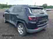 2018 Jeep Compass Latitude with VIN 3C4NJDBB9JT245408, listed as a IAAI auction lot 42730044 with Not provided miles and . Bid and sale history available at DreamBid. Image 3.