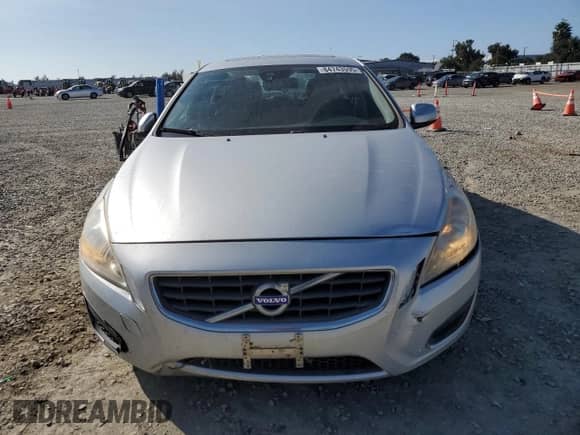 2012 Volvo S60 T5 с VIN YV1622FS1C2102533, выставлен на аукционе Copart как лот 84743595 с пробегом 124 756 миль миль и Списание • Salvage title. История ставок и продаж доступна на DreamBid. Изображение 5.