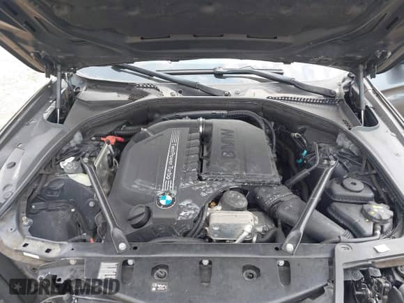 2016 BMW 5 Series 535i xDrive с VIN WBA5B3C51GG260740, выставлен на аукционе IAAI как лот 42733266 с пробегом 177 252 миль миль и . История ставок и продаж доступна на DreamBid. Изображение 10.