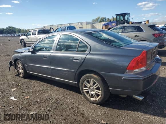2009 Volvo S60 2.5T с VIN YV1RH592392733320, выставлен на аукционе Copart как лот 71502645 с пробегом 123 064 миль миль и Списание • Salvage title. История ставок и продаж доступна на DreamBid. Изображение 2.