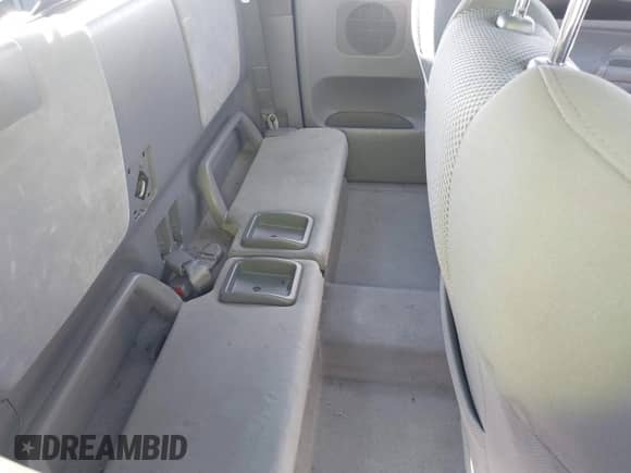 2007 Toyota Tacoma with VIN 5TEUU42NX7Z453770, listed as a IAAI auction lot 43338837 with 215,757 mi miles and . Bid and sale history available at DreamBid. Image 8.