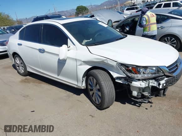 2015 Honda Accord Touring с VIN 1HGCR3F95FA023904, выставлен на аукционе IAAI как лот 43455170 с пробегом 158 142 миль миль и . История ставок и продаж доступна на DreamBid. Изображение 1.