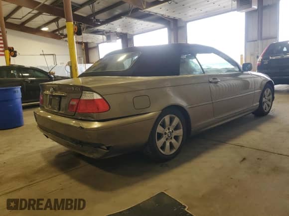 2006 BMW 3 Series 325Ci with VIN WBABW33456PX84390, listed as a Copart auction lot 80536395 with 179,140 mi miles and Salvage title. Bid and sale history available at DreamBid. Image 3.
