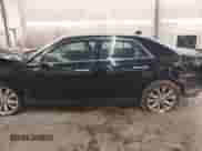 2018 Chrysler 300 Limited z VIN 2C3CCAKG5JH181716, wystawiony jako IAAI lot #42742226 z przebiegiem 188 662 mil mil oraz . Historia ofert i sprzedaży dostępna na DreamBid. Obrazek 15.