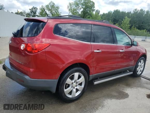 2012 Chevrolet Traverse 1LT with VIN 1GNKRGED8CJ193023, listed as a Copart auction lot 65818645 with 200,552 mi miles and Non repairable. Bid and sale history available at DreamBid. Image 3.