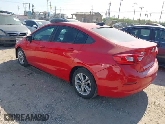 2019 Chevrolet Cruze LS с VIN 1G1BC5SM8K7139650, выставлен на аукционе IAAI как лот 43301079 с пробегом 133 190 миль миль и . История ставок и продаж доступна на DreamBid. Изображение 3.