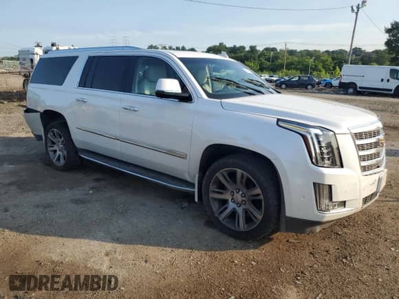 2017 Cadillac Escalade ESV Luxury с VIN 1GYS4HKJ5HR224285, выставлен на аукционе Copart как лот 62563795 с пробегом 136 011 миль миль и Списание • Salvage title. История ставок и продаж доступна на DreamBid. Изображение 4.