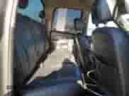 2005 Dodge 2500 SLT z VIN 3D7KS28C95G760756, wystawiony jako Copart lot #82155214 z przebiegiem 242 175 mil mil oraz Szkoda całkowita • Salvage title. Historia ofert i sprzedaży dostępna na DreamBid. Obrazek 10.