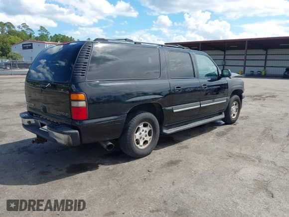 2004 Chevrolet Suburban LT с VIN 3GNEC16Z84G214705, выставлен на аукционе IAAI как лот 43307130 с пробегом 299 099 миль миль и . История ставок и продаж доступна на DreamBid. Изображение 4.