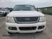 2003 Ford Explorer Limited with VIN 1FMDU75K83ZA63626, listed as a Copart auction lot 42281185 with 147,777 mi miles and Non repairable. Bid and sale history available at DreamBid. Image 5.