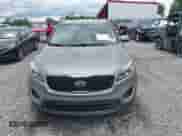 2018 Kia Sorento LX z VIN 5XYPGDA52JG365934, wystawiony jako IAAI lot #42341274 z przebiegiem 116 000 mil mil oraz . Historia ofert i sprzedaży dostępna na DreamBid. Obrazek 12.