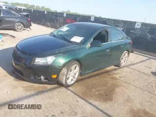 2014 Chevrolet Cruze LTZ z VIN 1G1PG5SB0E7299616, wystawiony jako IAAI lot #42916554 z przebiegiem 137 873 mil mil oraz . Historia ofert i sprzedaży dostępna na DreamBid. Obrazek 2.