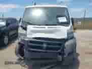 2015 Ram ProMaster Cargo z VIN 3C6TRVAG2FE513737, wystawiony jako IAAI lot #42893845 z przebiegiem 189 636 mil mil oraz . Historia ofert i sprzedaży dostępna na DreamBid. Obrazek 12.