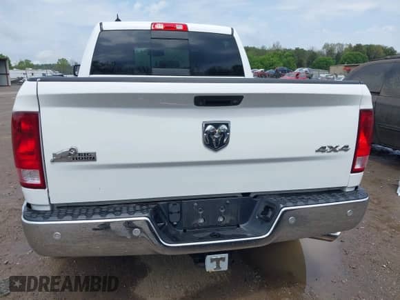 2018 Ram 1500 Big Horn z VIN 1C6RR7LG8JS258214, wystawiony jako IAAI lot #41983843 z przebiegiem 83 929 mil mil oraz . Historia ofert i sprzedaży dostępna na DreamBid. Obrazek 16.