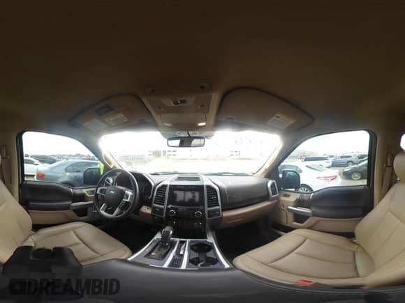 2018 Ford F-150 XL z VIN 1FTEW1EP0JKE22758, wystawiony jako IAAI lot #42671137 z przebiegiem 83 721 mil mil oraz . Historia ofert i sprzedaży dostępna na DreamBid. Obrazek 18.