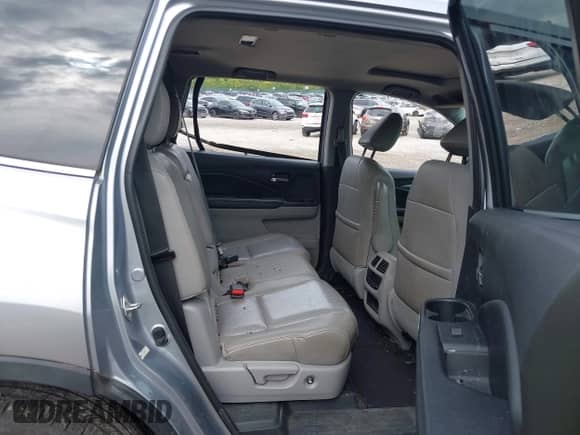 2016 Honda Pilot EX-L z VIN 5FNYF6H79GB085938, wystawiony jako IAAI lot #43285983 z przebiegiem 182 022 mil mil oraz . Historia ofert i sprzedaży dostępna na DreamBid. Obrazek 8.