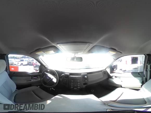 2013 Ford F-150 XL с VIN 1FTFX1EF7DKE13102, выставлен на аукционе IAAI как лот 43571089 с пробегом 160 250 миль миль и . История ставок и продаж доступна на DreamBid. Изображение 19.