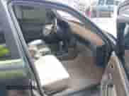 1993 Toyota Camry LE z VIN JT2SK12E2P0184734, wystawiony jako IAAI lot #42673480 z przebiegiem 130 511 mil mil oraz . Historia ofert i sprzedaży dostępna na DreamBid. Obrazek 5.